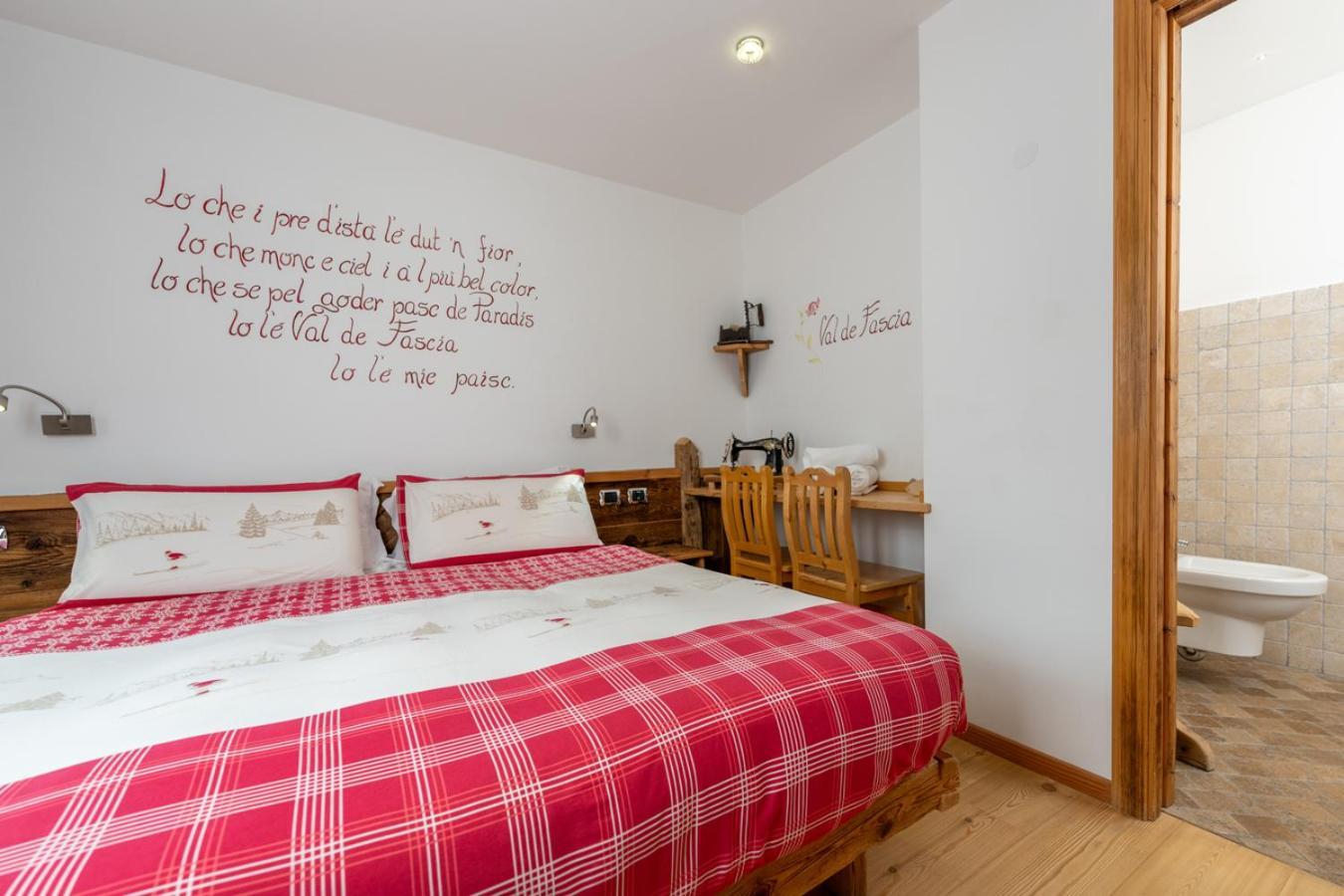 Garni Ladin Hotell Vigo di Fassa Eksteriør bilde