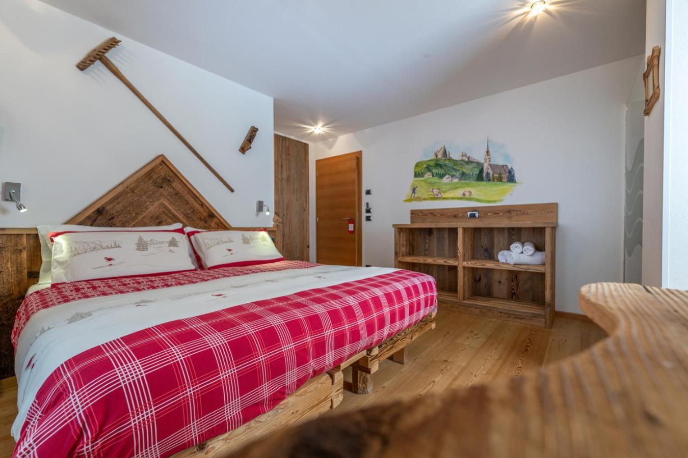 Garni Ladin Hotell Vigo di Fassa Eksteriør bilde
