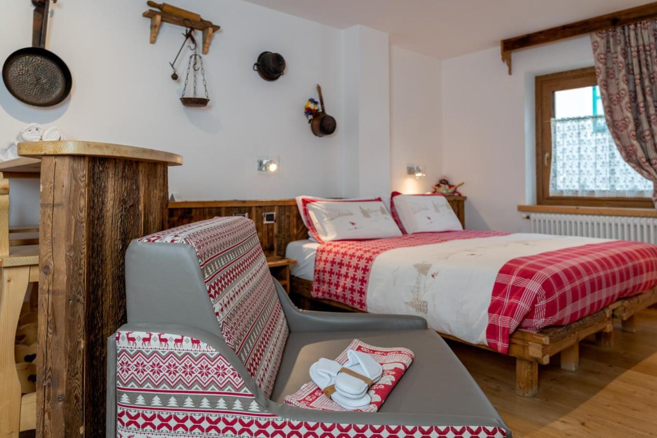 Garni Ladin Hotell Vigo di Fassa Eksteriør bilde