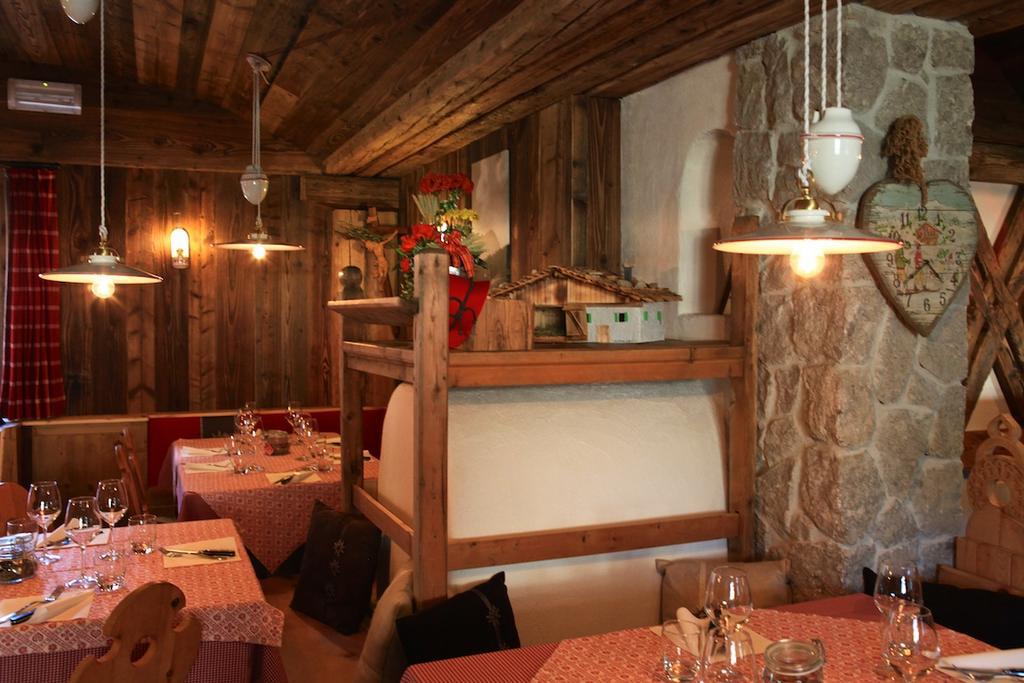 Garni Ladin Hotell Vigo di Fassa Eksteriør bilde